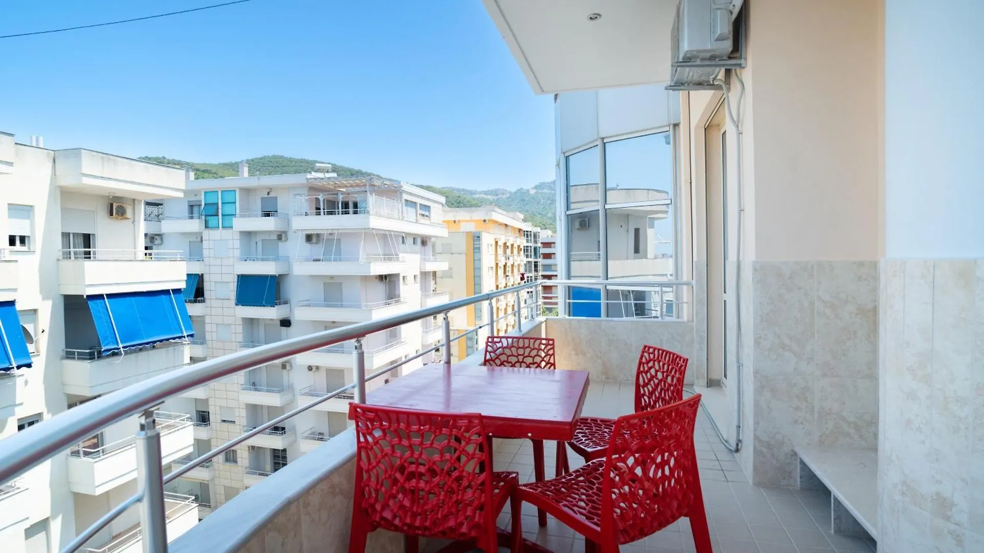 Apartments Vlora Holidays 0*, Vlorë